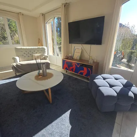 Marjo - 3 Chambres- 6 Pers- Jardin- Parking - *